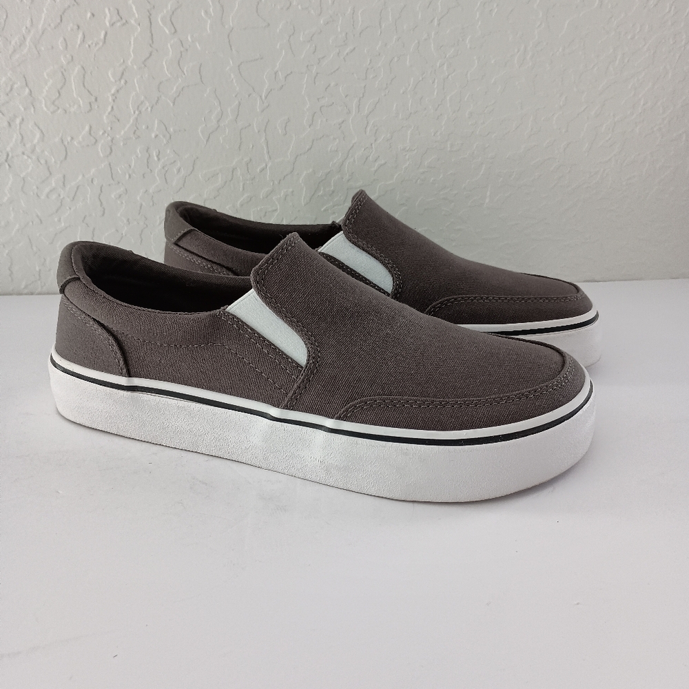 SPLAY Streetstyle Slip-On In Gunmetal Gray Unisex M6/W8
